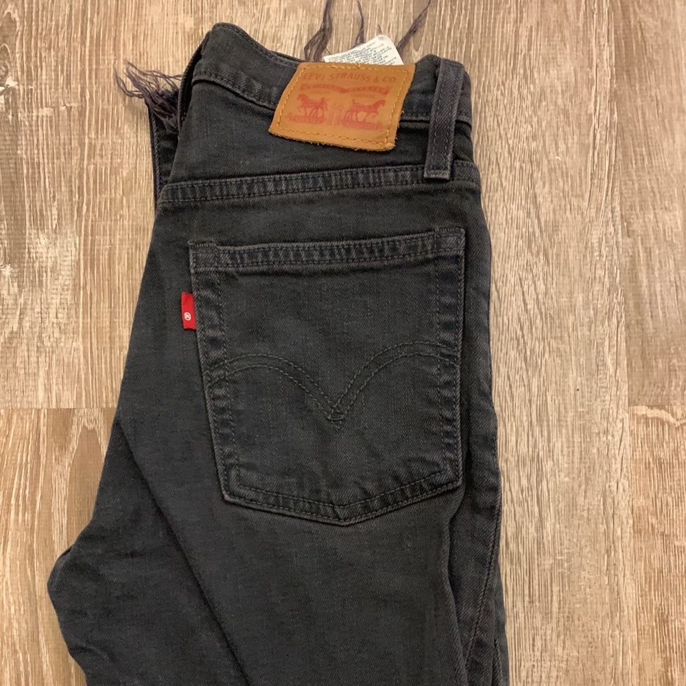 Levi’s dark grey size 24 jeans